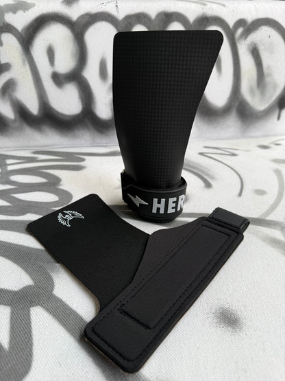 Calleras All Black