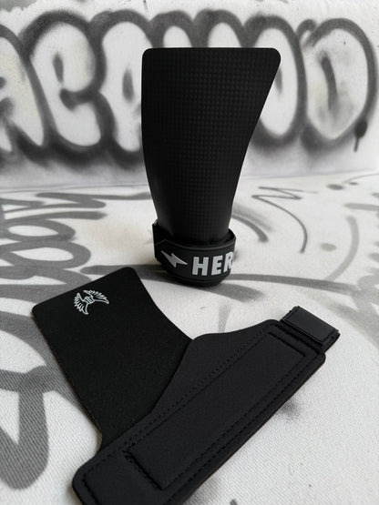 Calleras All Black