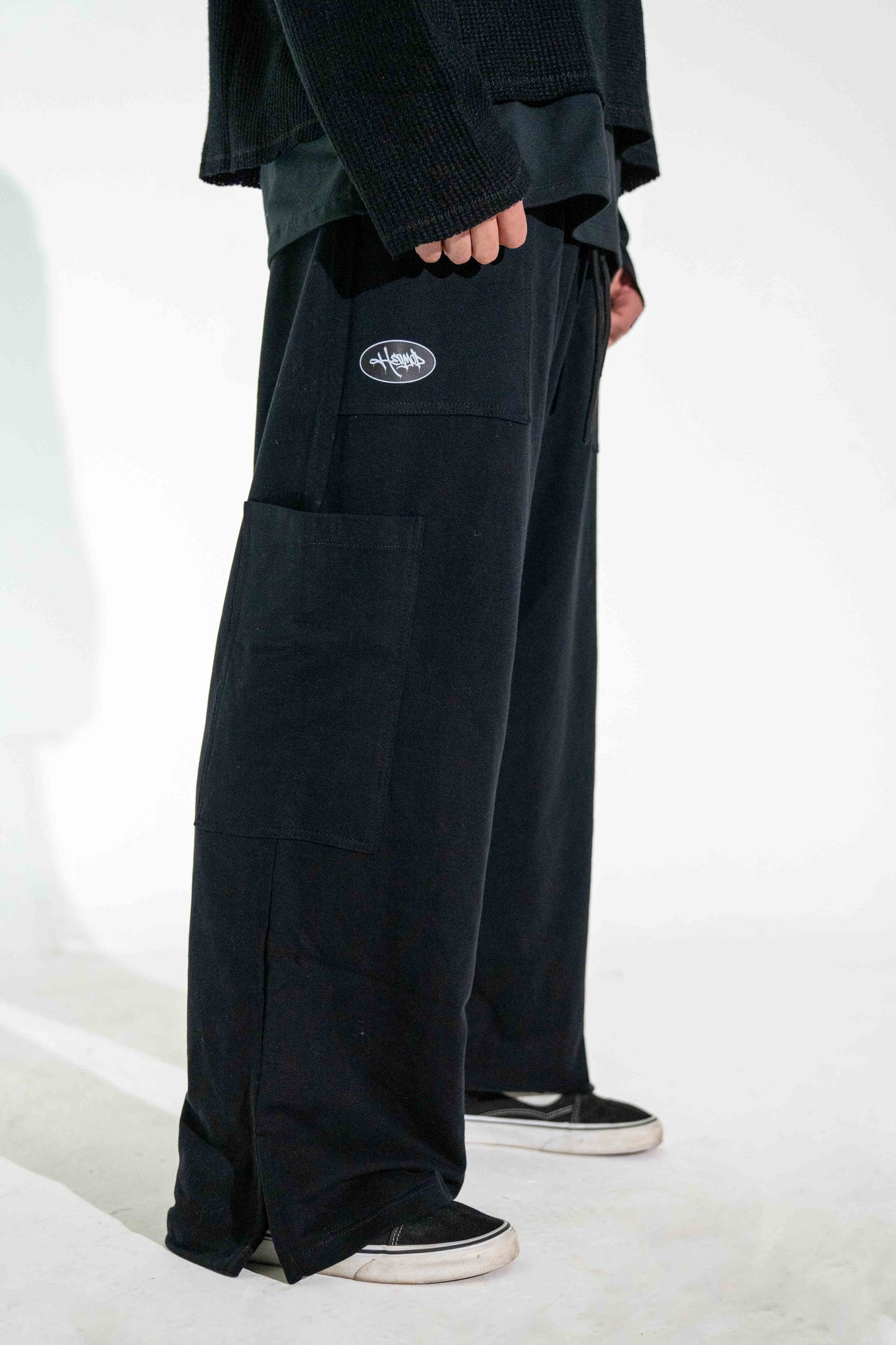PANTALÓN CUERVO