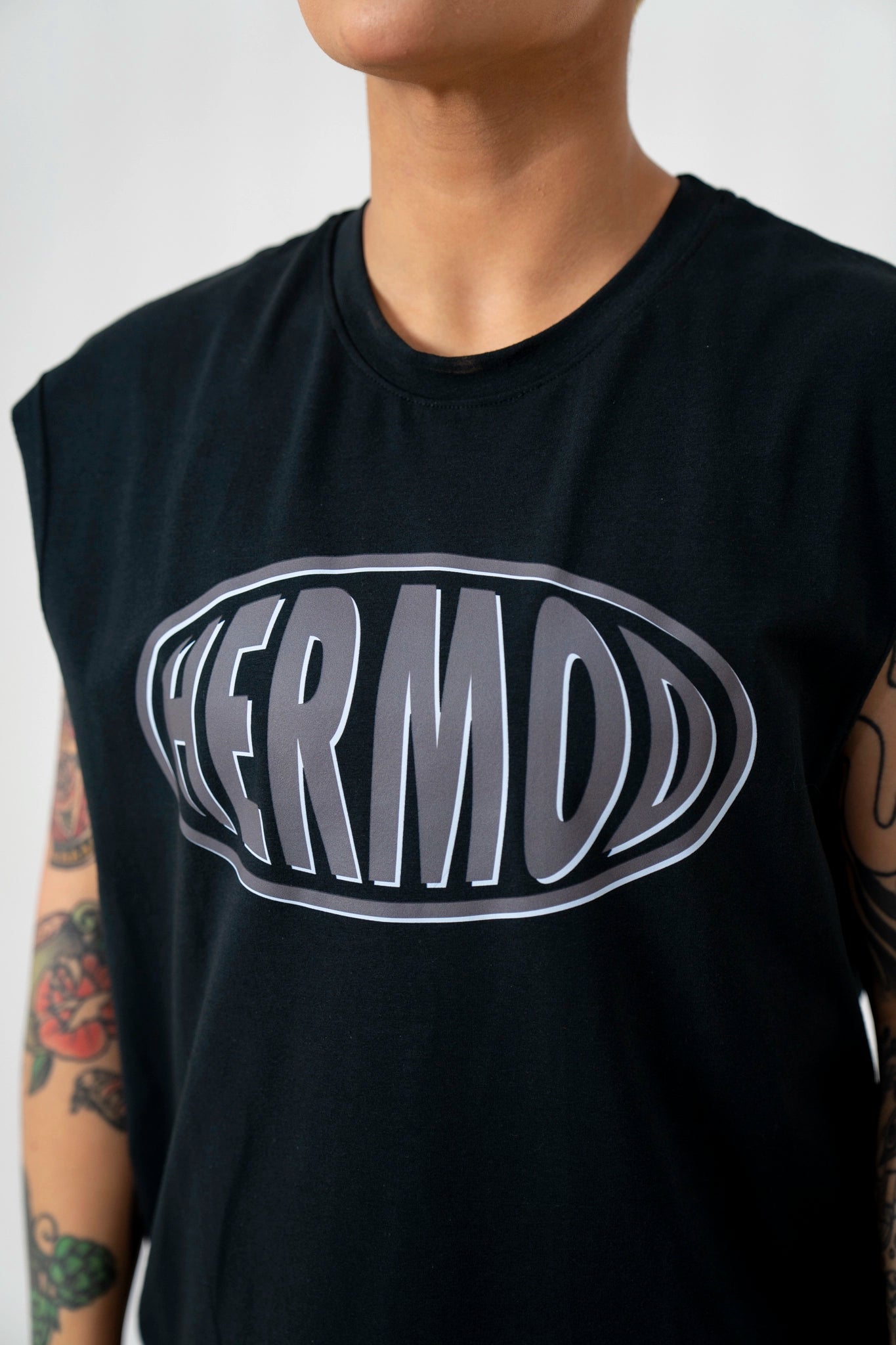 Musculosa boxy black 80